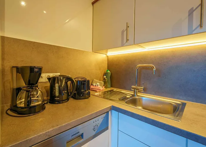 Egger アパート *